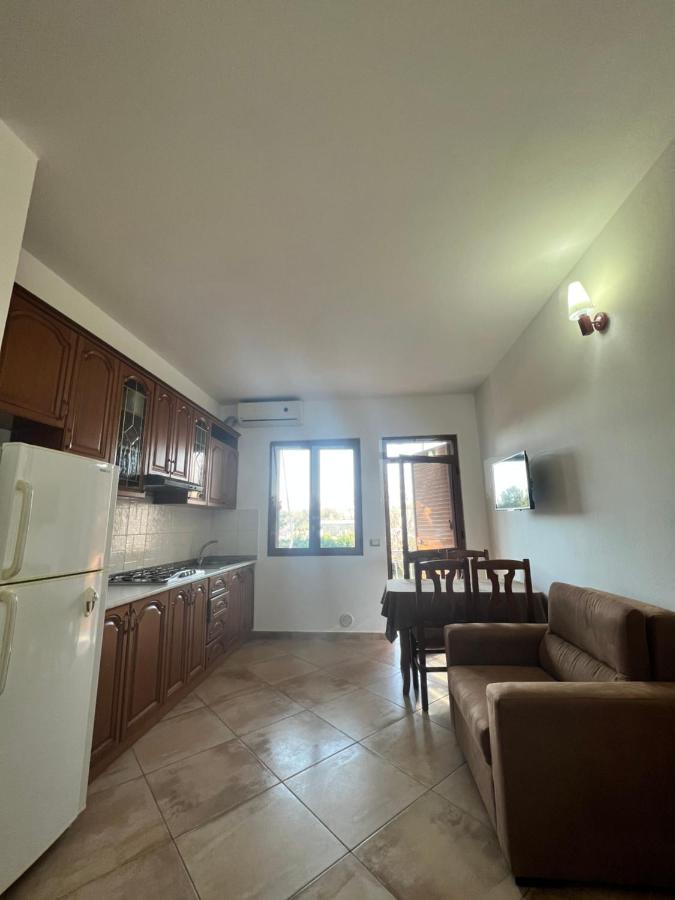 Kamberi Hotel & Apartments 2 Velipojë Екстериор снимка