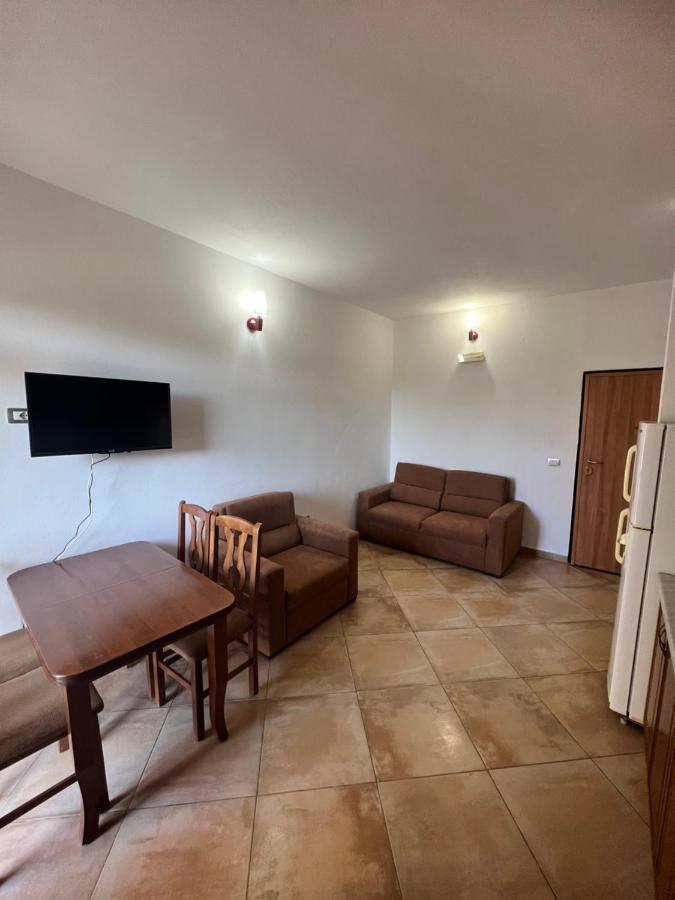 Kamberi Hotel & Apartments 2 Velipojë Екстериор снимка